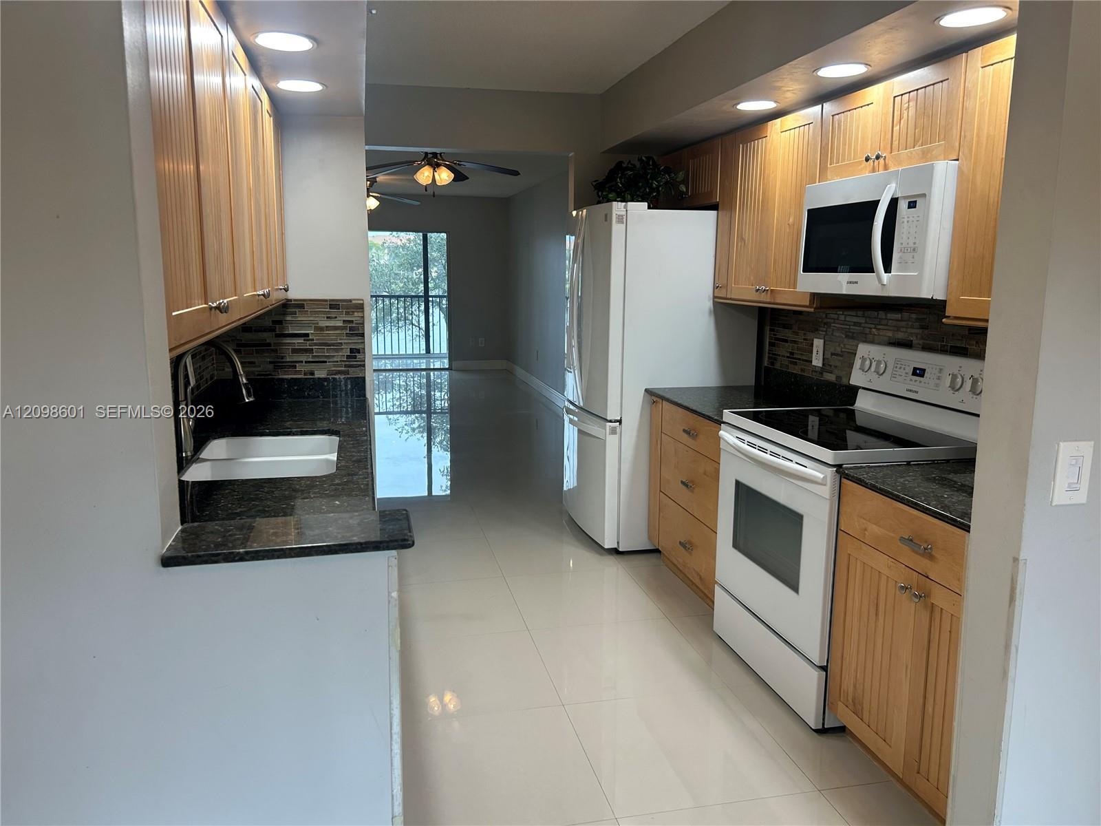 571 SW 141st Ave # 212N, Pembroke Pines FL 33027 photo 5
