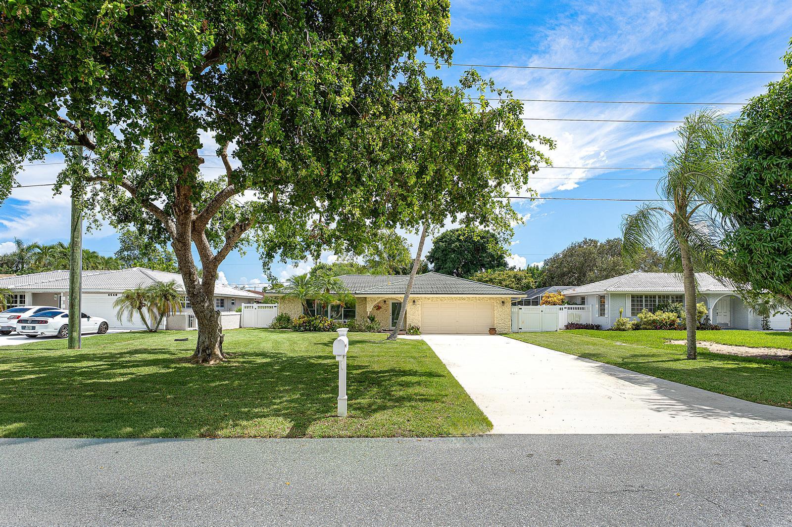 4520 NW 5TH Avenue, Boca Raton FL 33431 photo 2