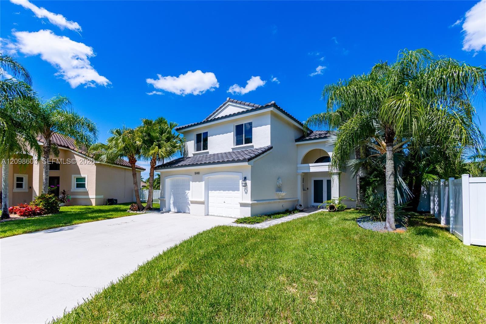18481 NW 24th St, Pembroke Pines FL 33029 photo 2