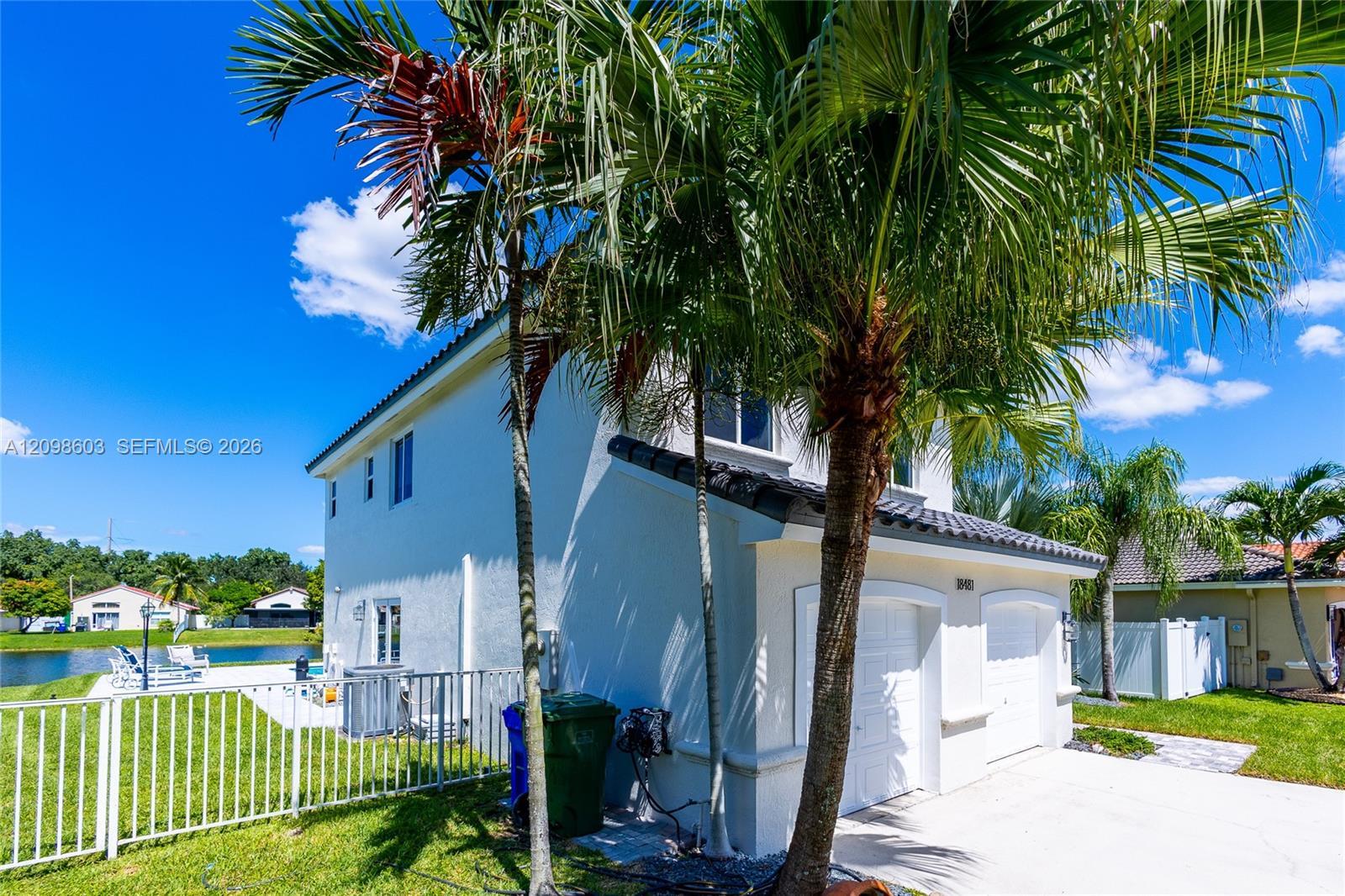 18481 NW 24th St, Pembroke Pines FL 33029 photo 5