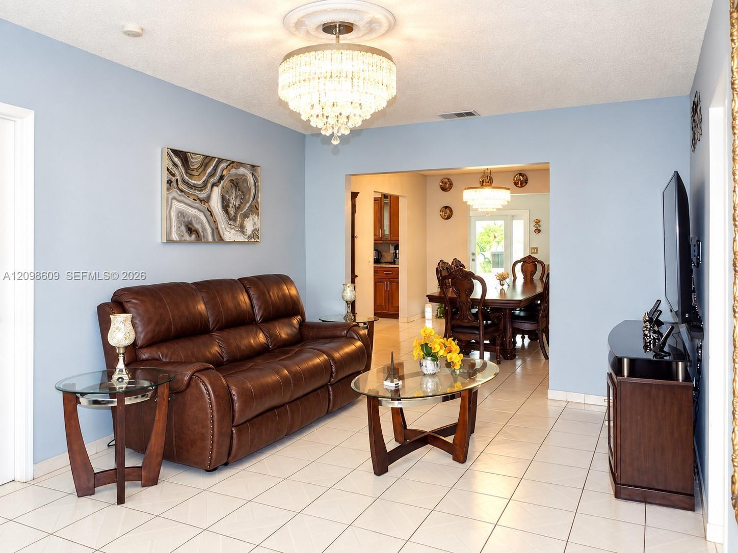 285 NW 48th Pl, Miami FL 33126 photo 2