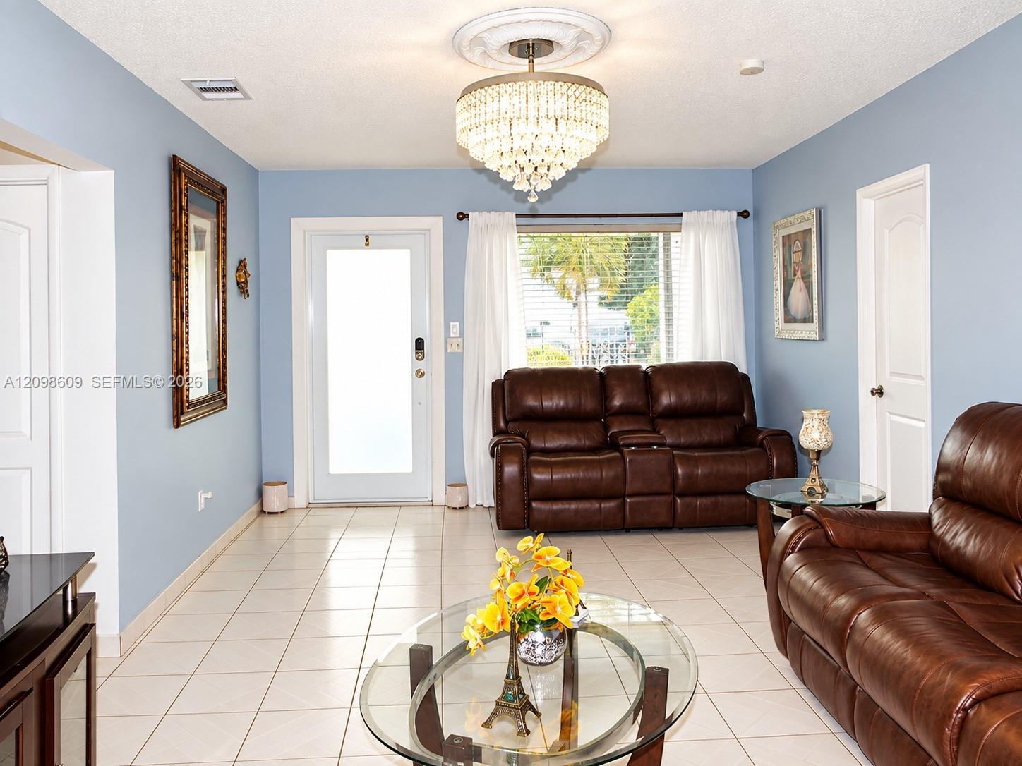 285 NW 48th Pl, Miami FL 33126 photo 4