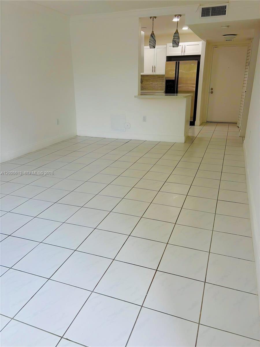 5705 W 20th Ave # 101, Hialeah FL 33012 photo 2
