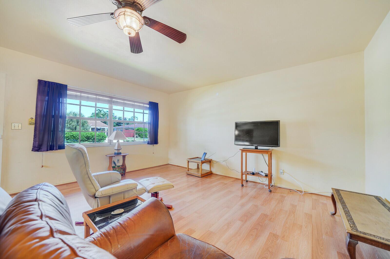 1990 NE 33RD Street # 3, Lighthouse Point FL 33064 photo 3