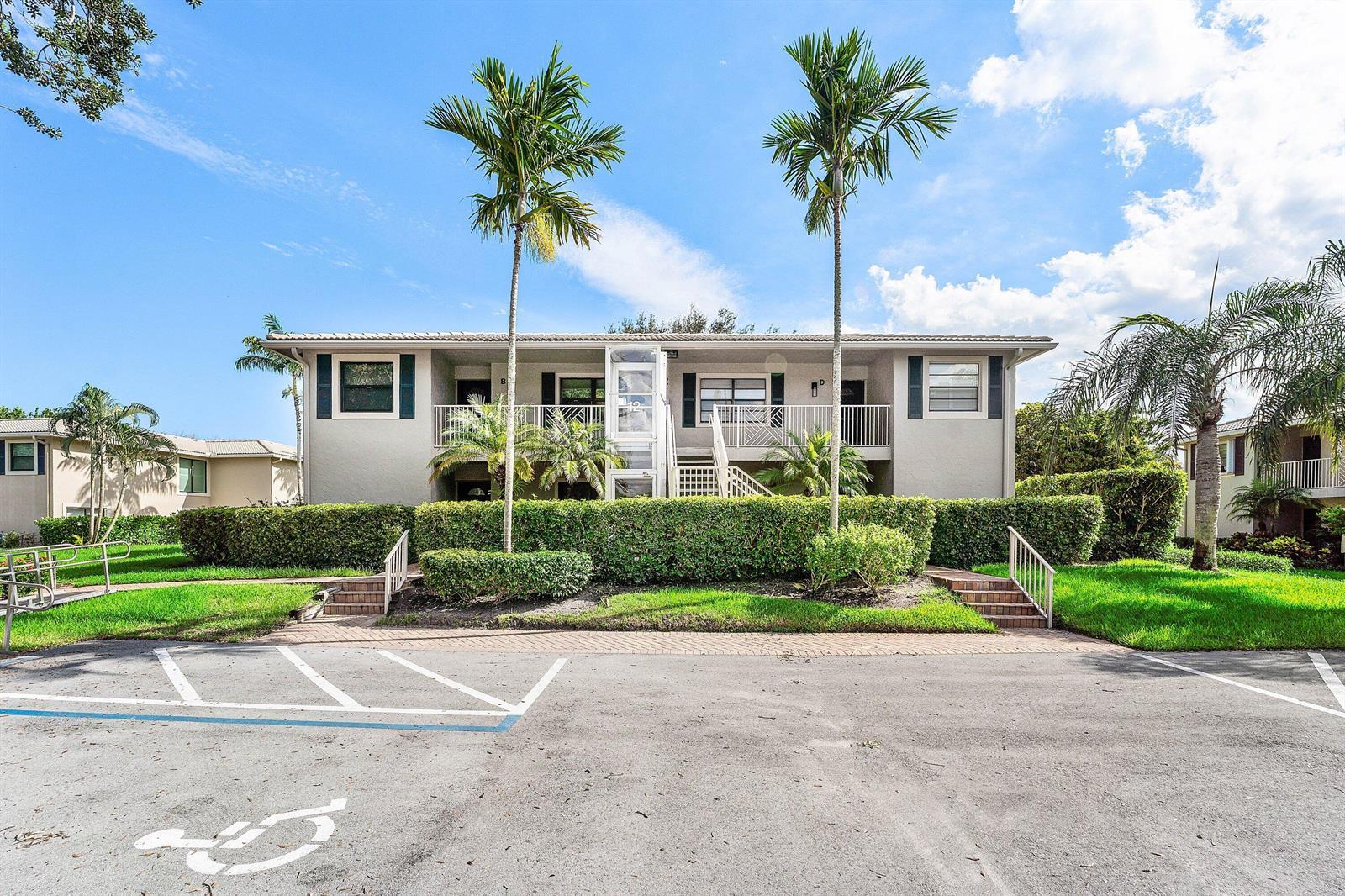 12 Stratford Drive E # A, Boynton Beach FL 33436 photo 2
