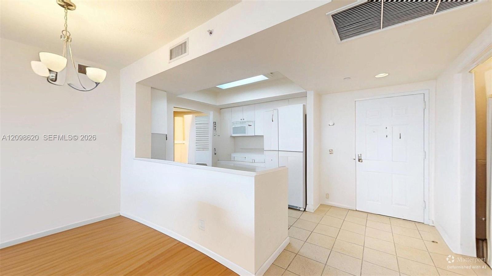 19501 W Country Club Dr # 2505, Aventura FL 33180 photo 2