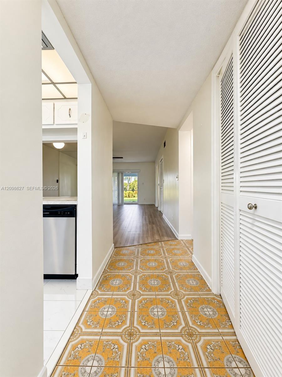 4291 NW 9th Ave # 104, Deerfield Beach FL 33064
