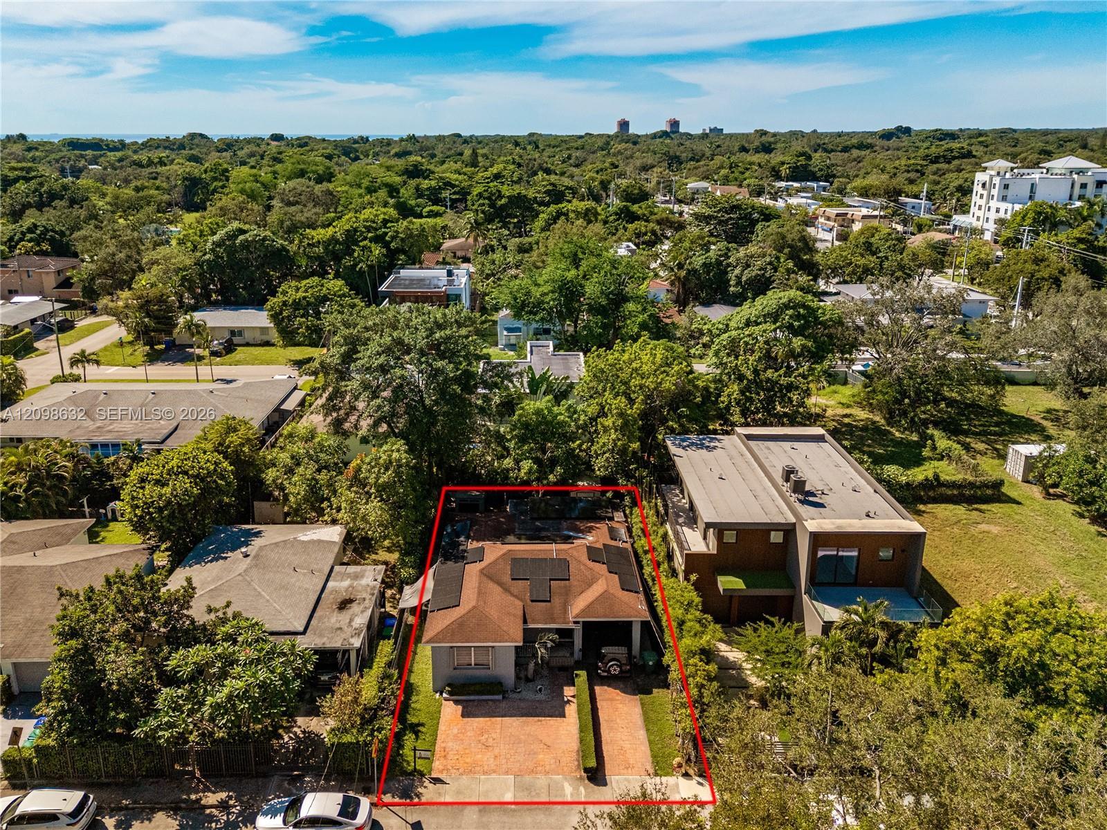 3530 Oak Ave, Miami FL 33133 photo 3