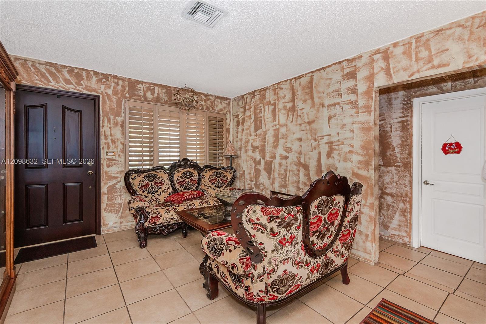 3530 Oak Ave, Miami FL 33133 photo 4