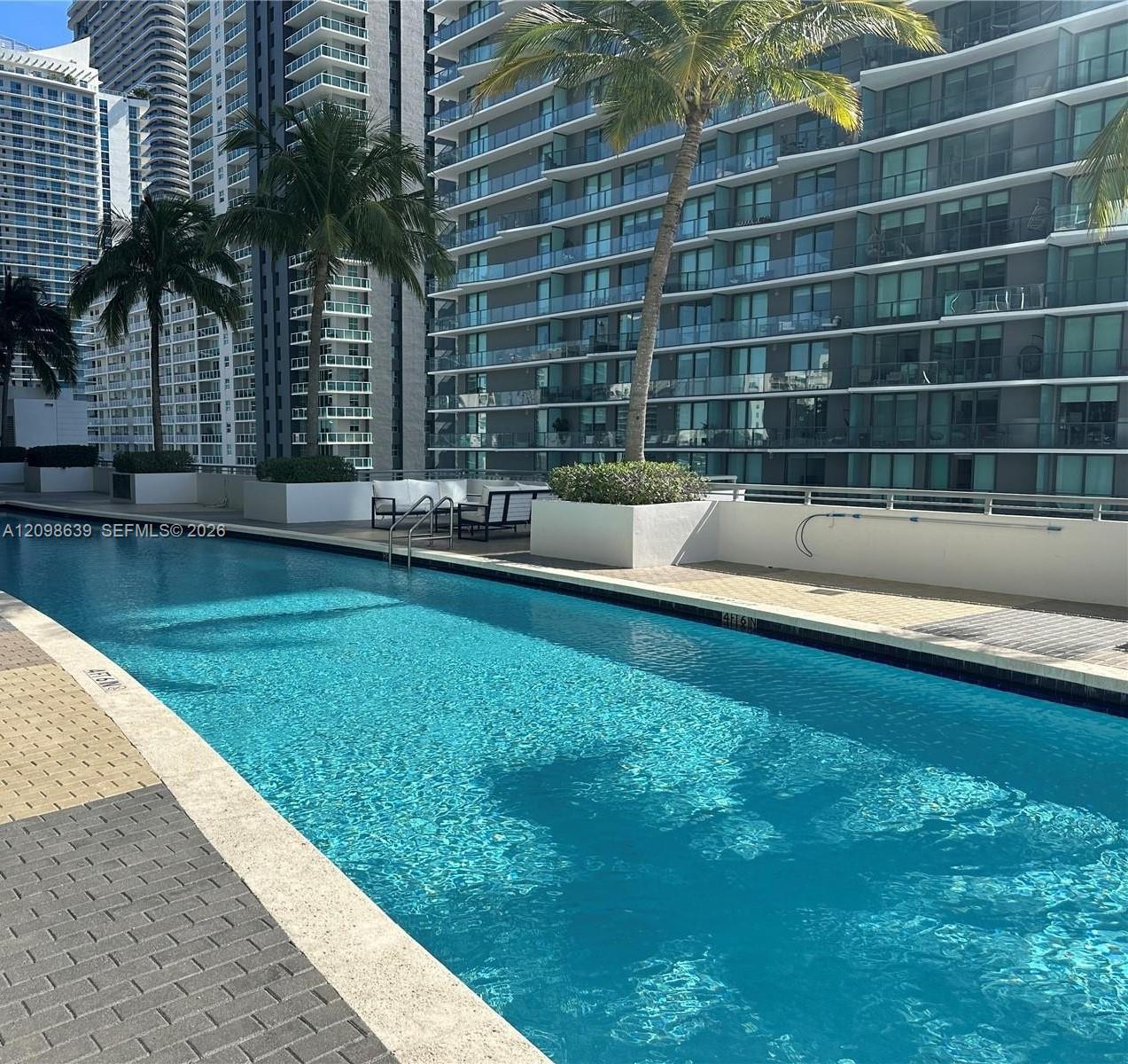 60 SW 13th St # 2824, Miami FL 33130 photo 4