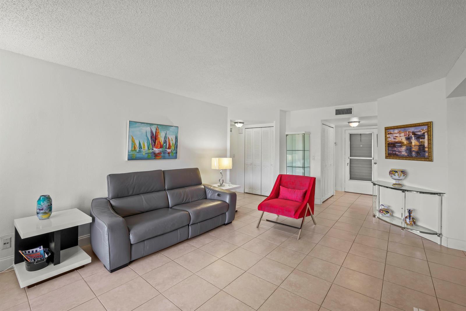 3871 VIA POINCIANA # 104, Lake Worth FL 33467 photo 5