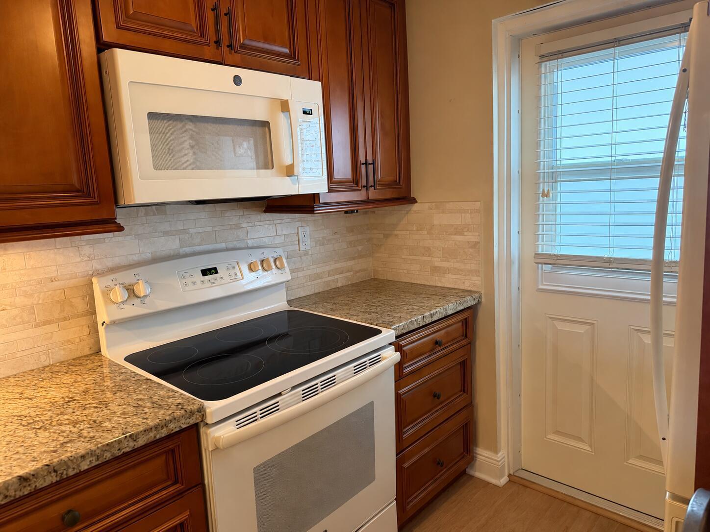 1427 E Hillsboro Boulevard Apt 528, Deerfield Beach FL 33441 photo 2