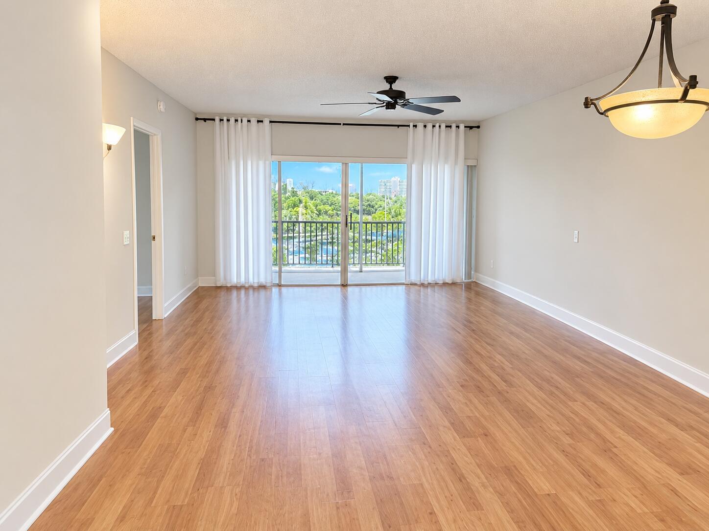 1427 E Hillsboro Boulevard Apt 528, Deerfield Beach FL 33441 photo 3