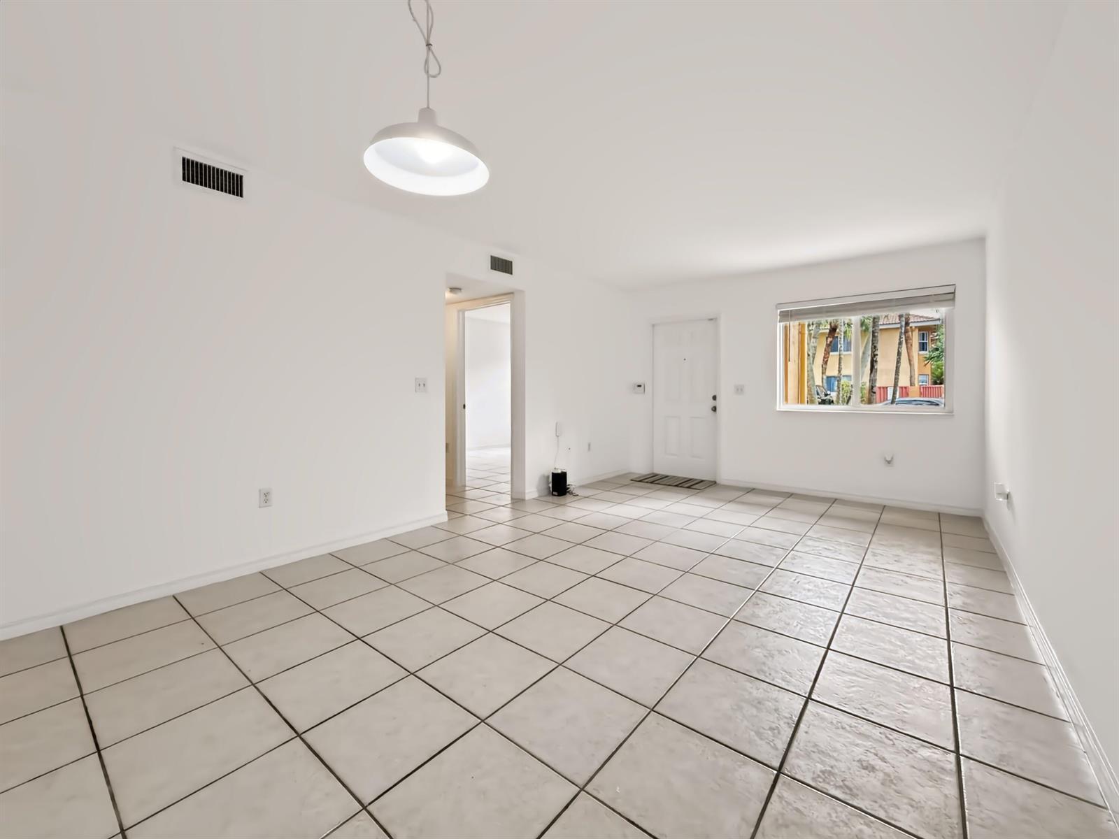 680 NW 79th Terrace, Pembroke Pines FL 33024 photo 2