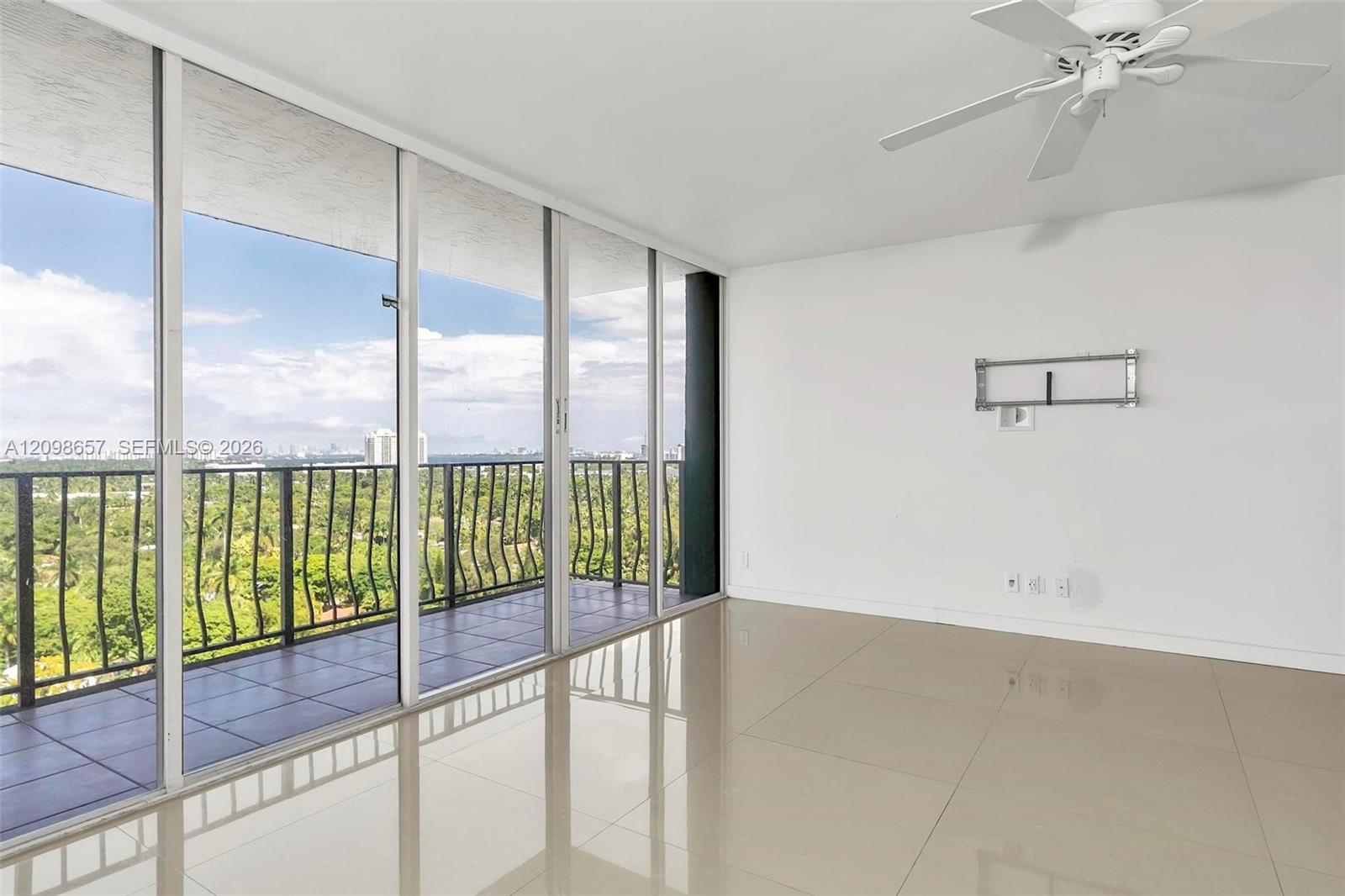 780 NE 69th St # 1408, Miami FL 33138 photo 5
