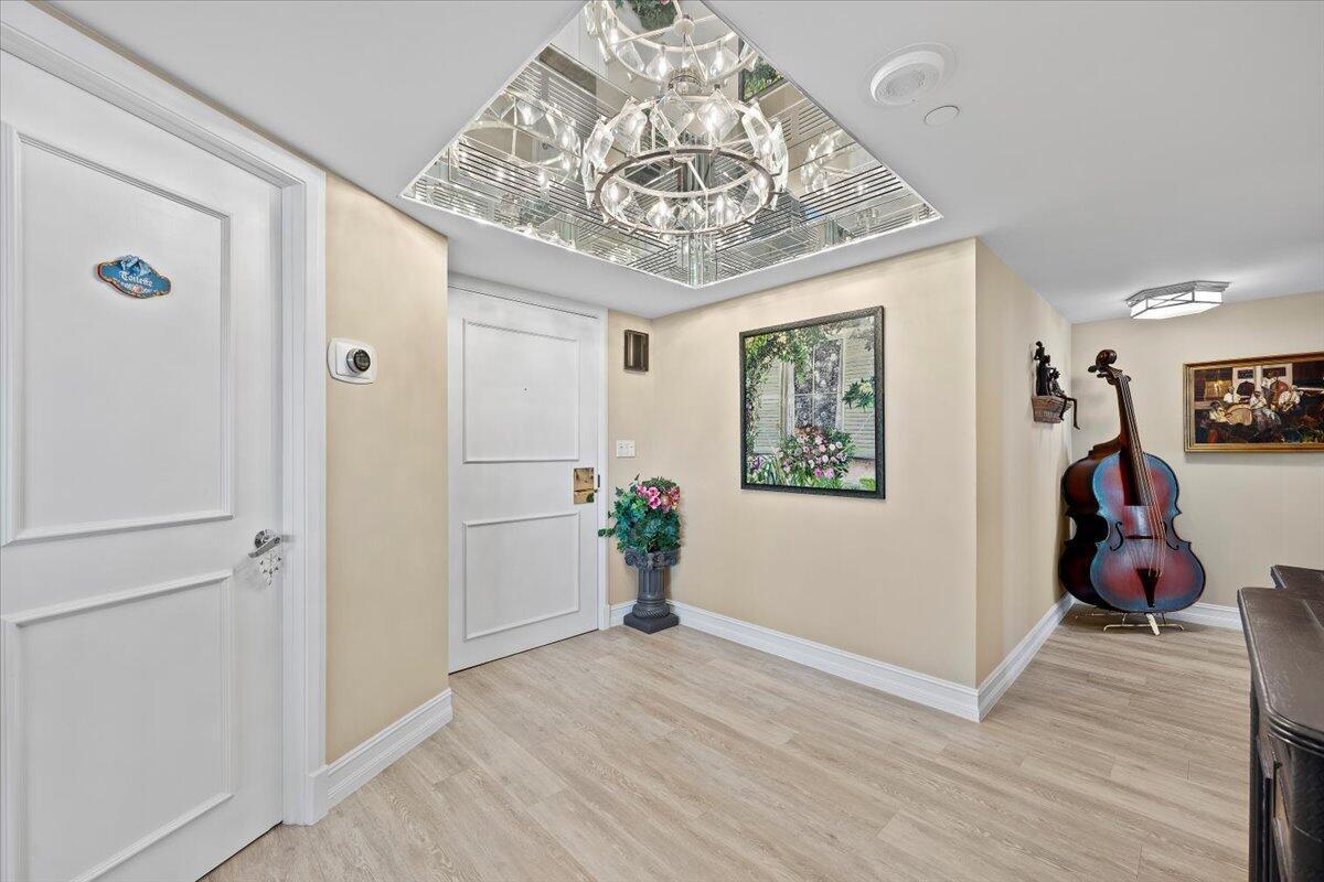 100 LAKESHORE Drive # 2156, North Palm Beach FL 33408 photo 2