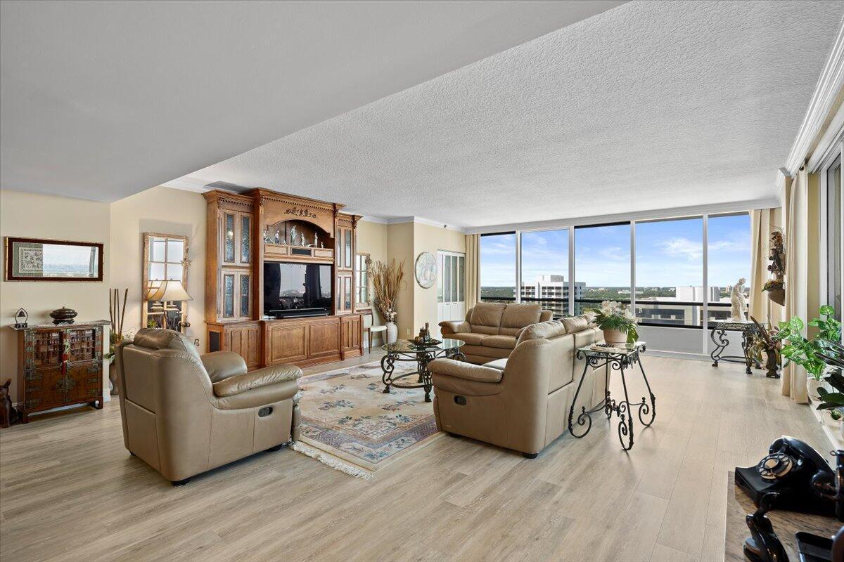 100 LAKESHORE Drive # 2156, North Palm Beach FL 33408 photo 4