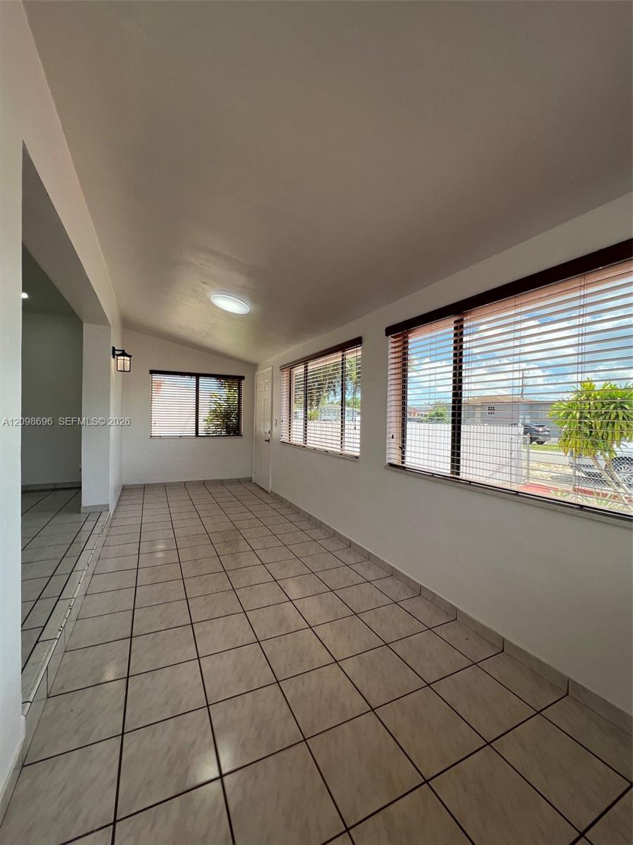 69 E 50th Pl, Hialeah FL 33013 photo 5
