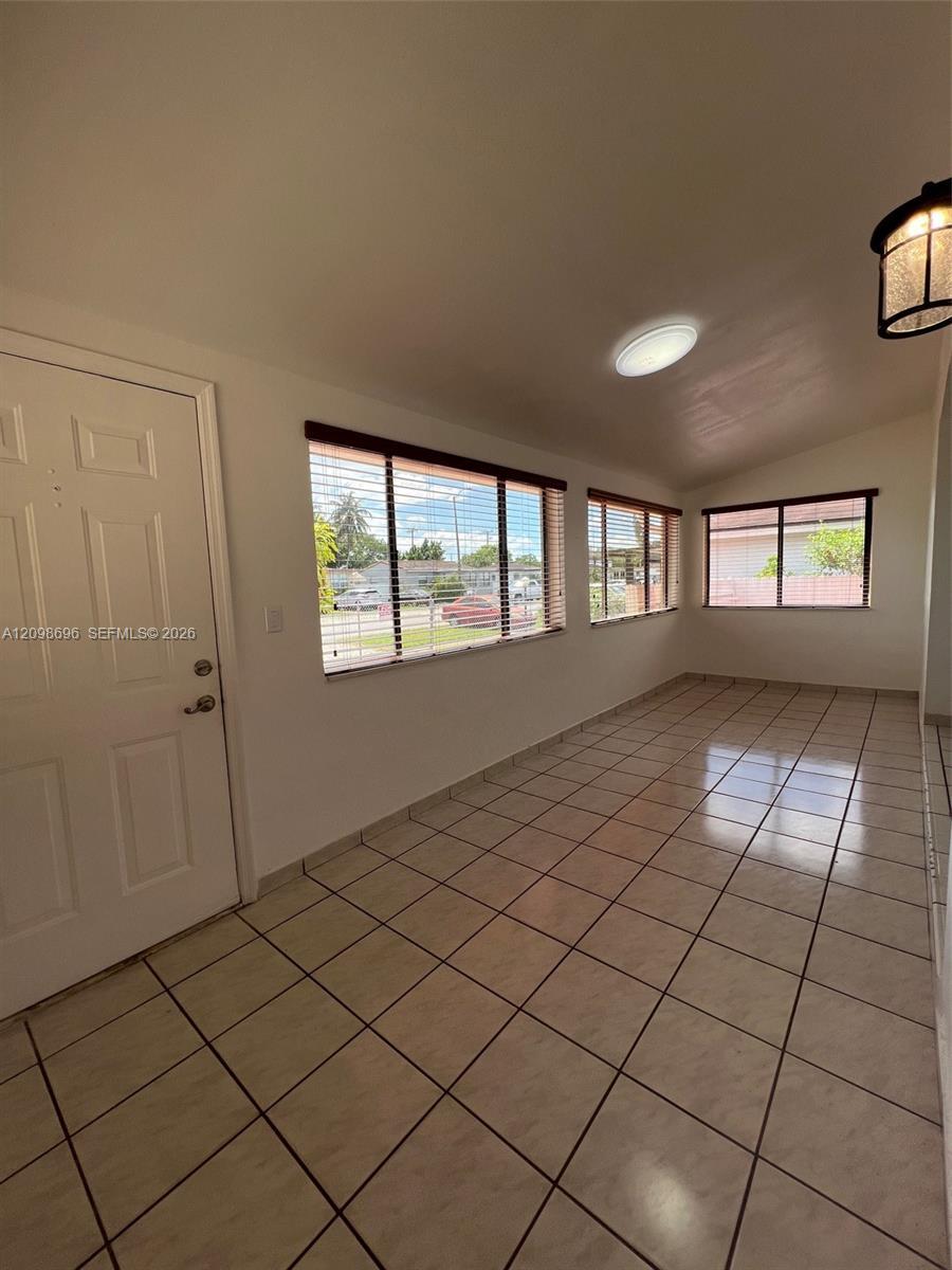 69 E 50th Pl, Hialeah FL 33013 photo 4