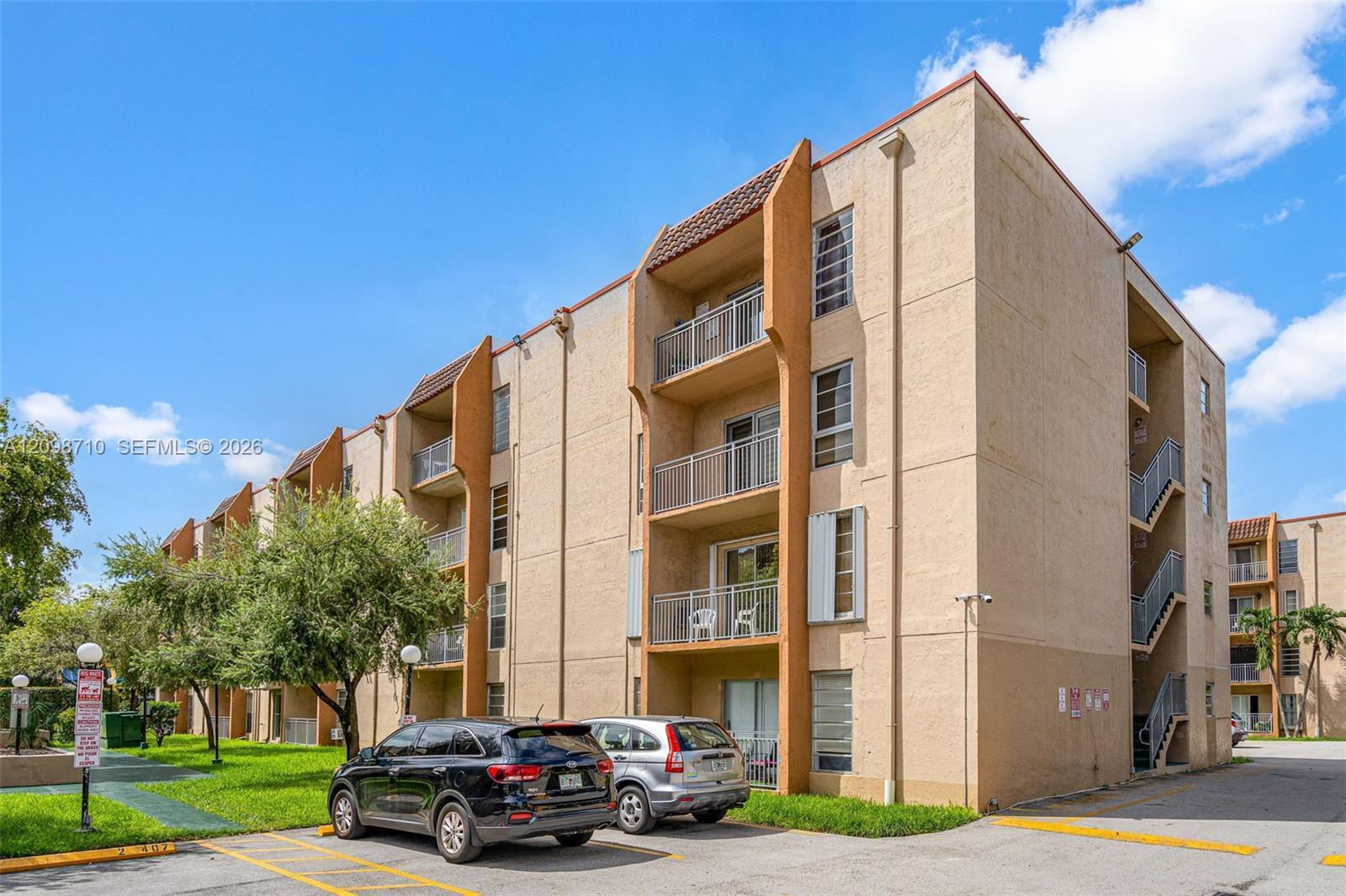 4715 NW 7th St # 2, Miami FL 33126
