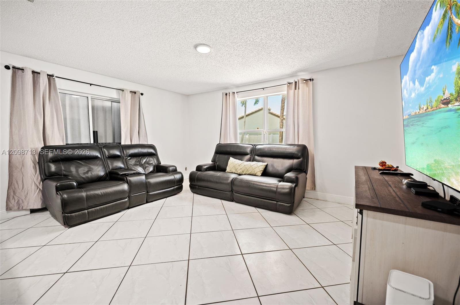 17357 SW 20th Ct, Miramar FL 33029 photo 5