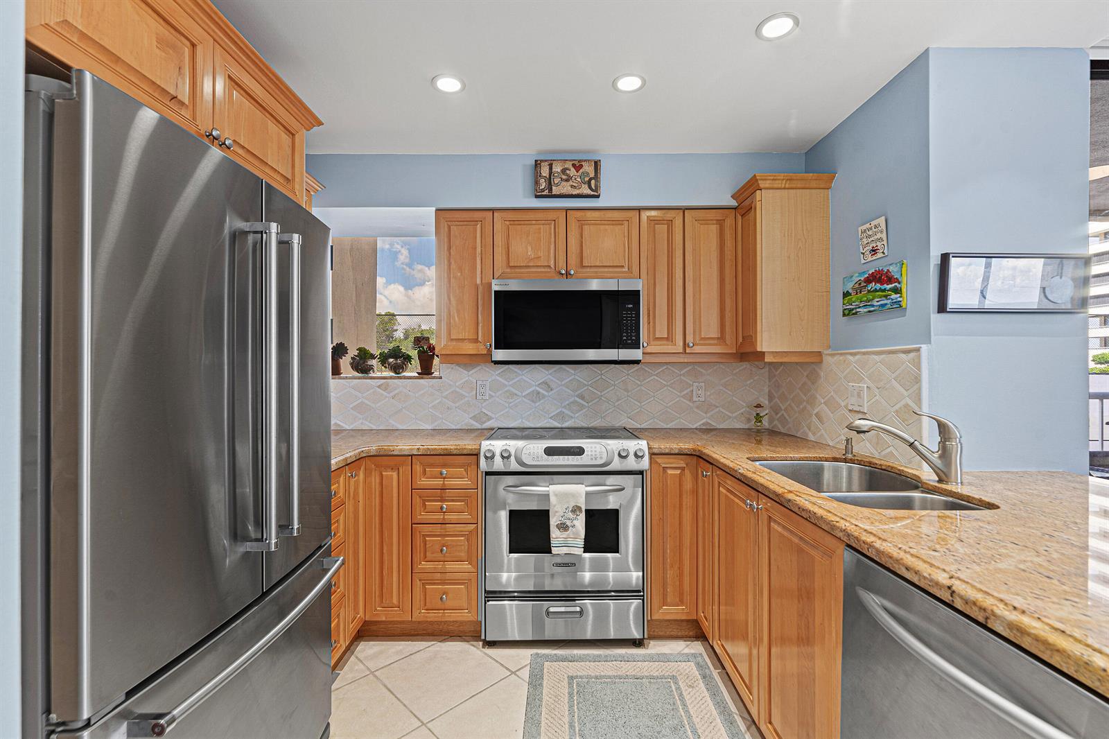 5250 N OCEAN Drive # 3N, Singer Island FL 33404 photo 3