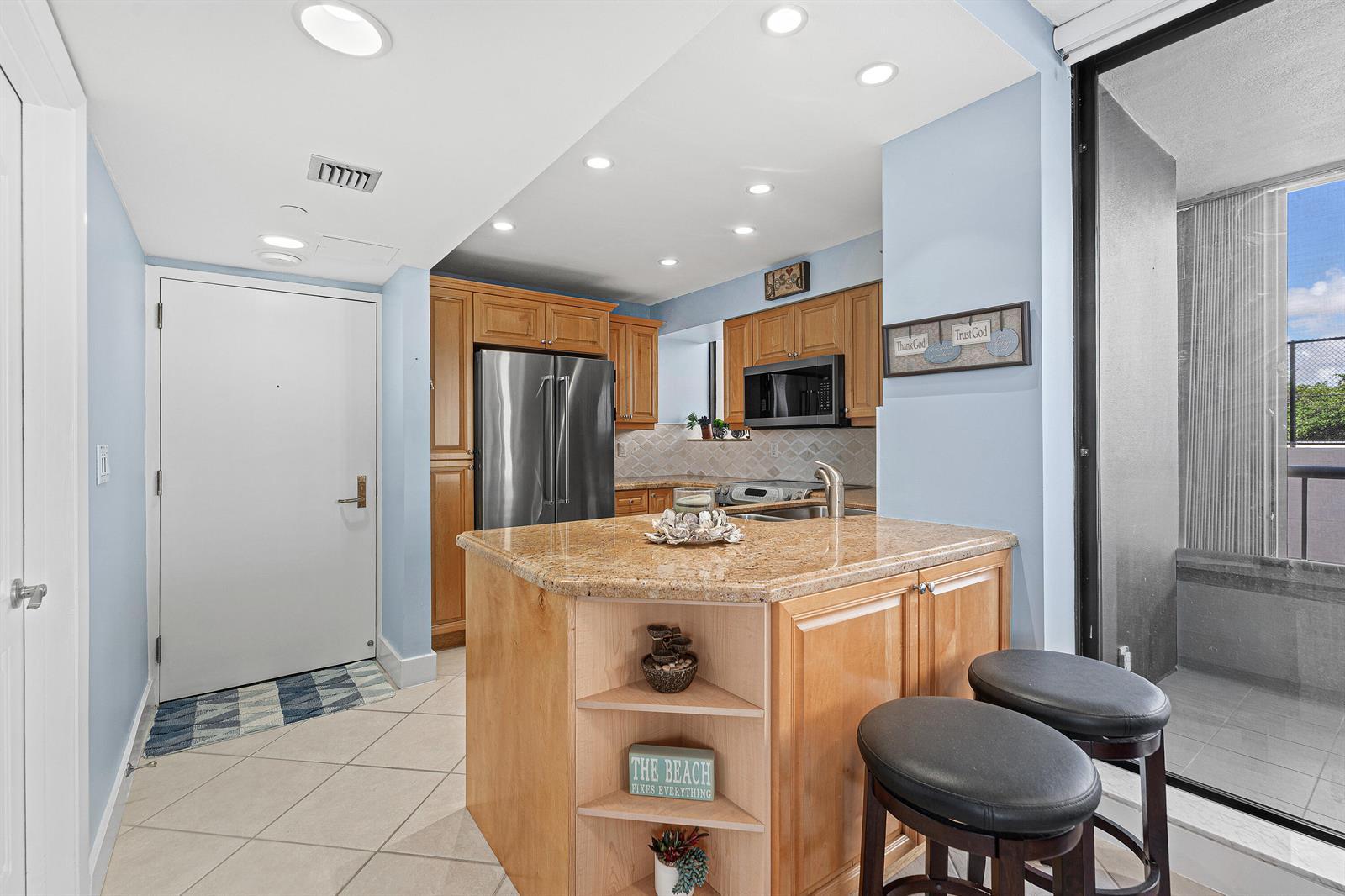 5250 N OCEAN Drive # 3N, Singer Island FL 33404 photo 4