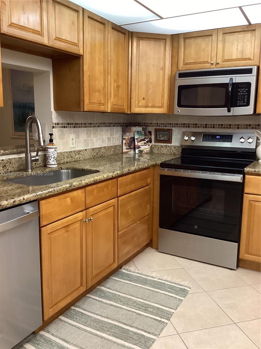 2405 Antigua Cir # C3, Coconut Creek FL 33066 photo 2