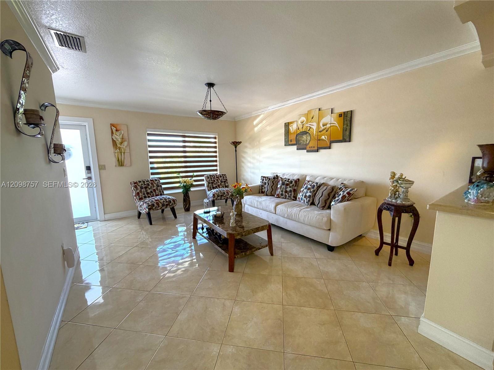10110 SW 23rd Ter, Miami FL 33165 photo 5