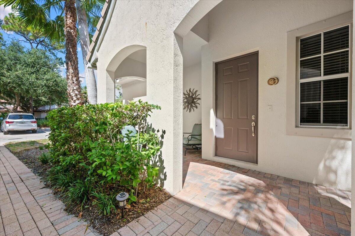 209 Evergrene Parkway, Palm Beach Gardens FL 33410 photo 3