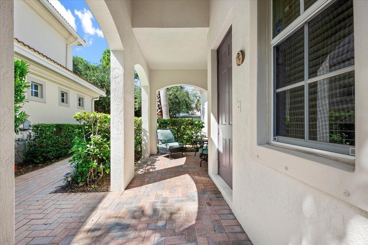209 Evergrene Parkway, Palm Beach Gardens FL 33410 photo 4