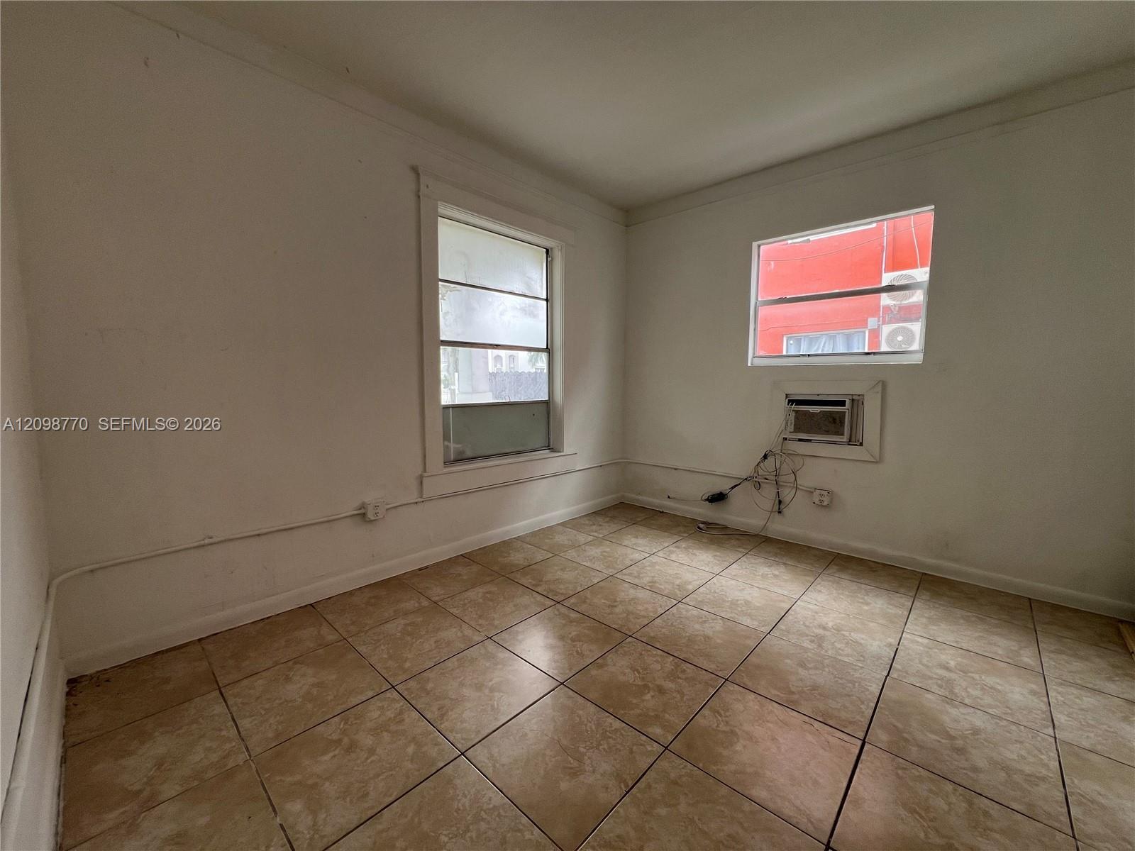 430 SW 3rd St # 1, Miami FL 33130 photo 4