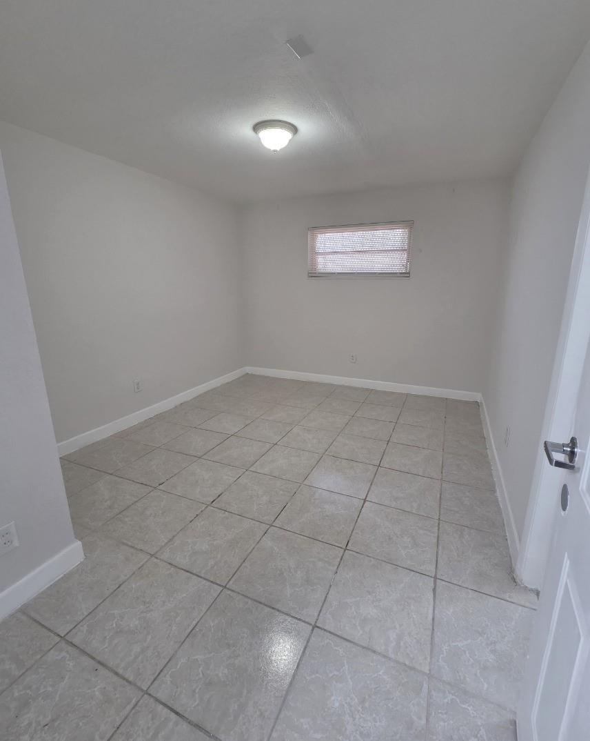 2127 NW 7th Street, Fort Lauderdale FL 33311 photo 5