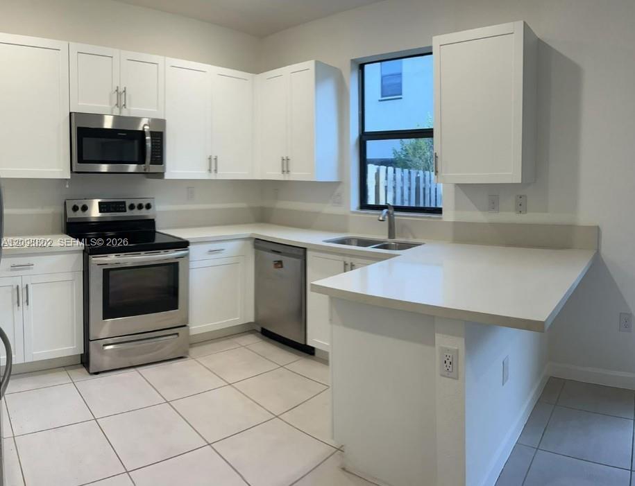399 NE 211th Ter, Miami FL 33179 photo 2