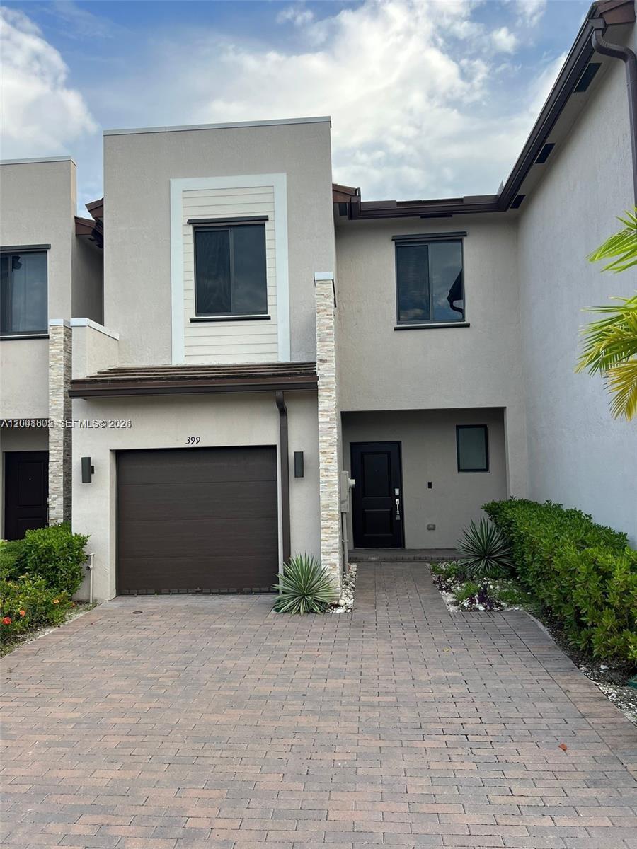 399 NE 211th Ter, Miami FL 33179