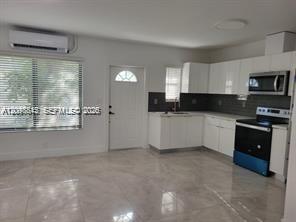 1725 Calais Dr # 3, Miami Beach FL 33141