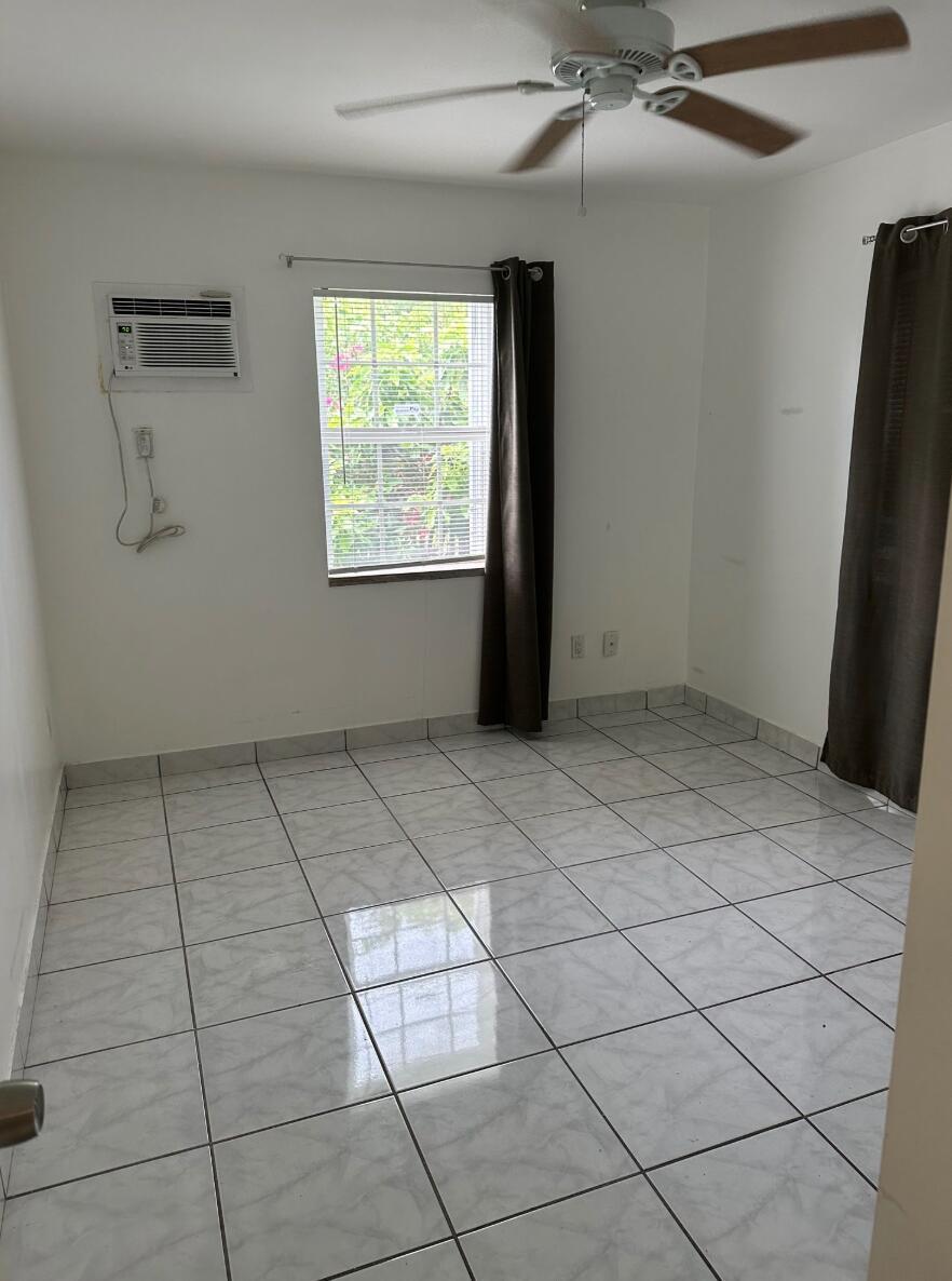 31 SW 10th Street # 2, Dania Beach FL 33004 photo 4