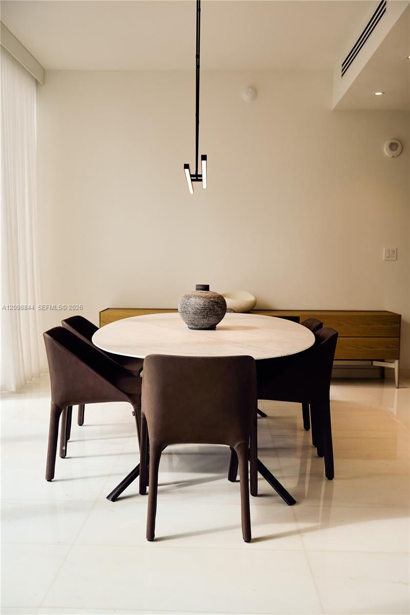 300 Biscayne Boulevard Way # 804W, Miami FL 33131 photo 3