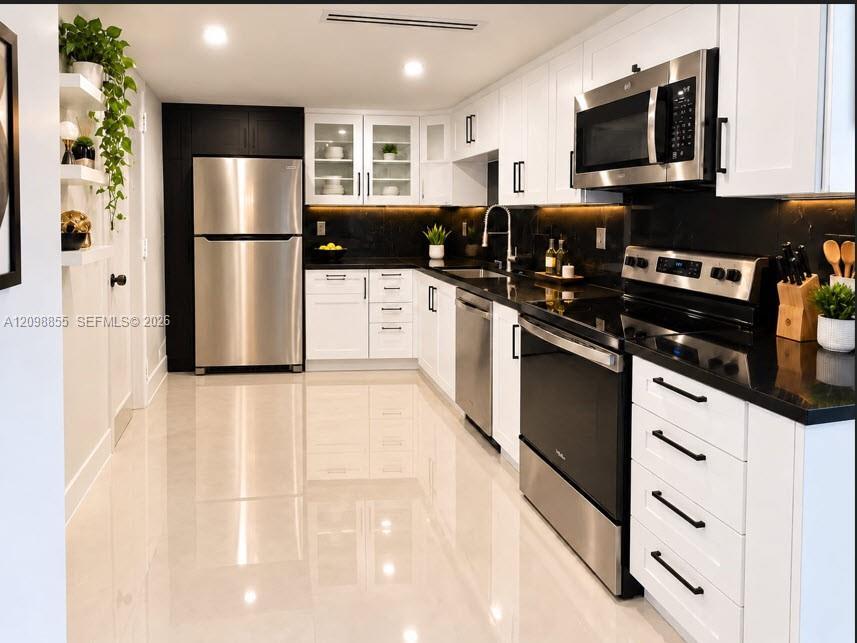 300 Bayview Dr, Sunny Isles Beach FL 33160 photo 3