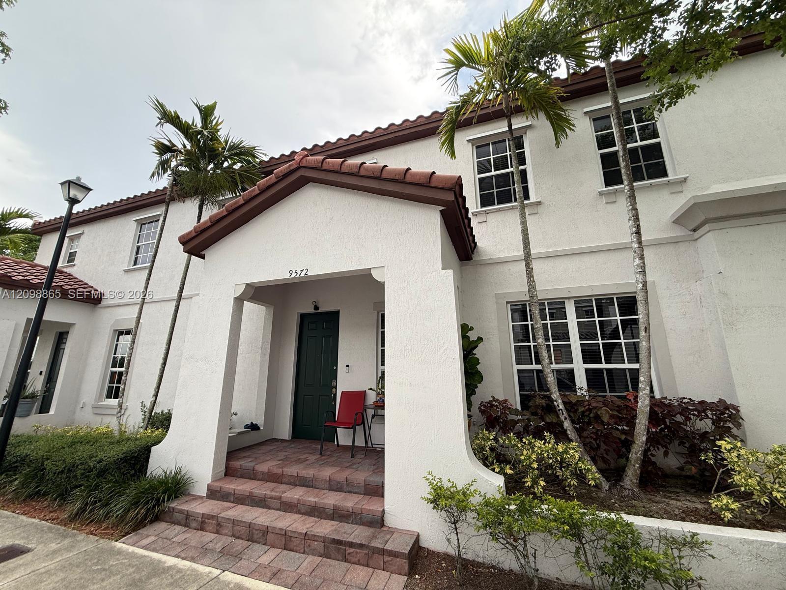9572 SW 169th Pl, Miami FL 33196 photo 2