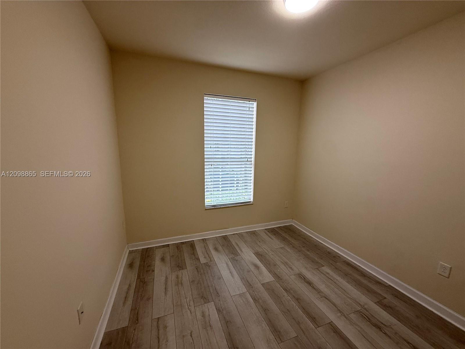 9572 SW 169th Pl, Miami FL 33196 photo 5
