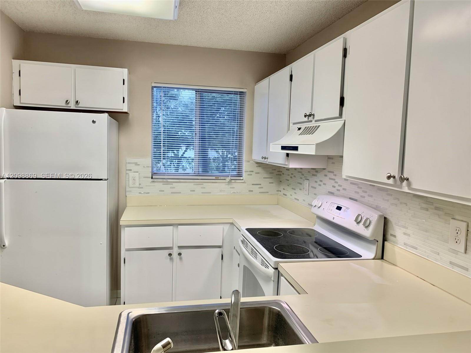 8750 N Sherman Cir # 206, Miramar FL 33025 photo 3