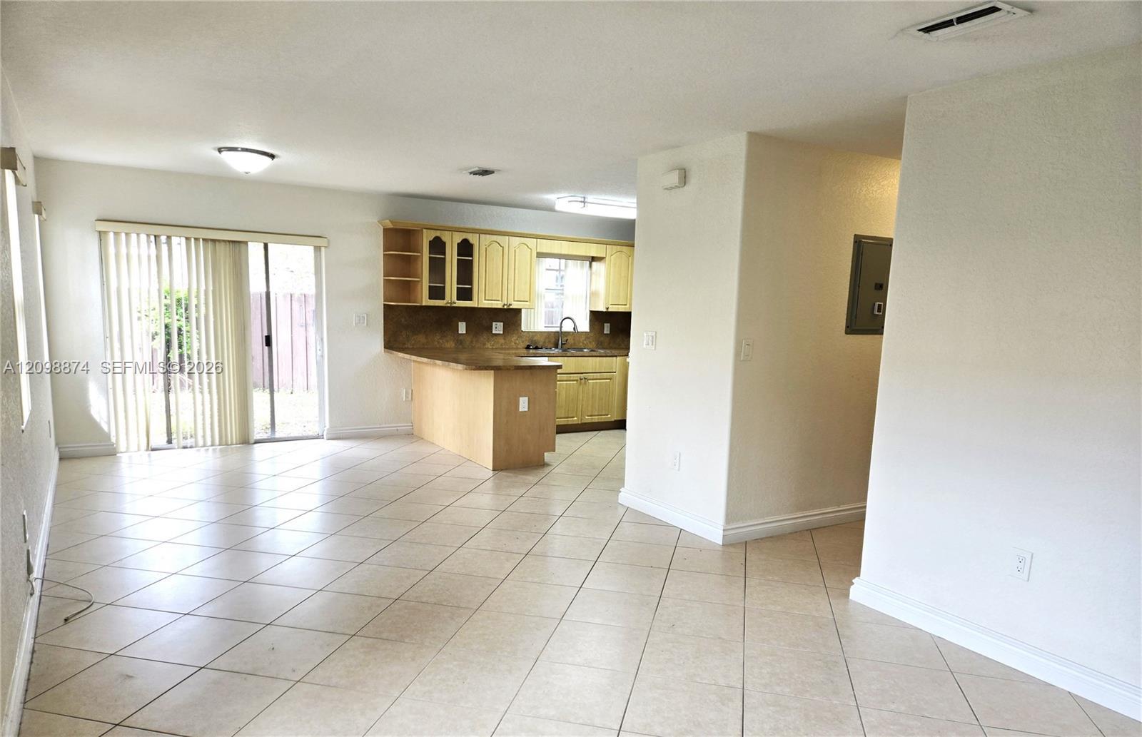 2652 SW 31st Ct # 2652, Miami FL 33133 photo 4