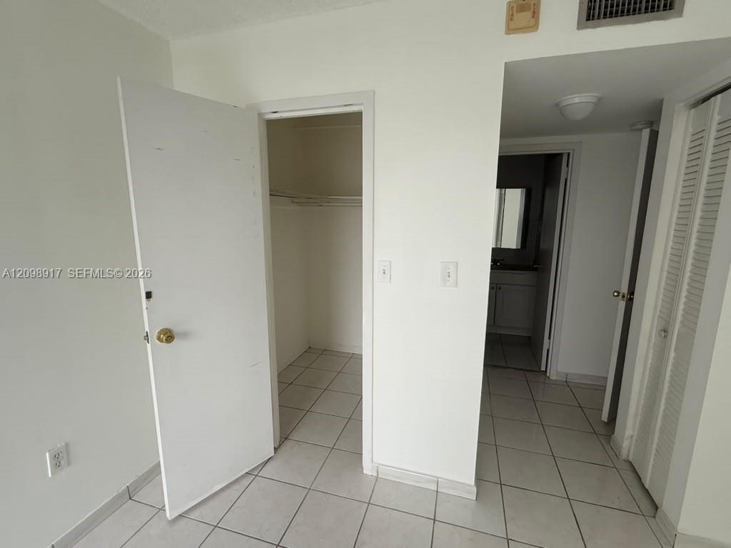 17560 Atlantic Blvd # 405, Sunny Isles Beach FL 33160 photo 2