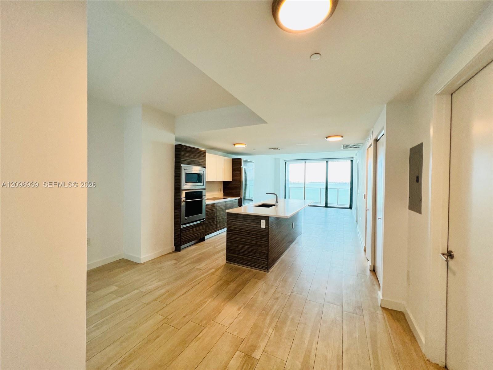460 NE 28th St # 1206, Miami FL 33137 photo 2