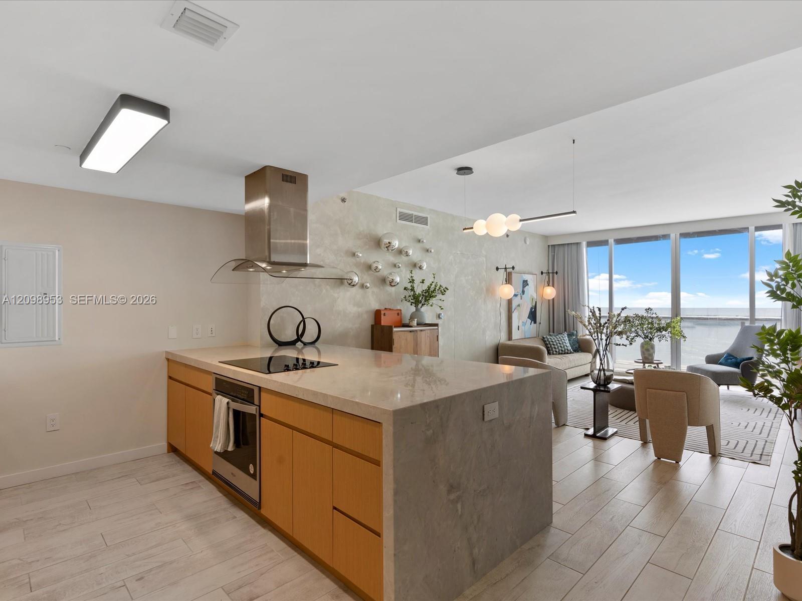 465 Brickell Ave # 4905, Miami FL 33131