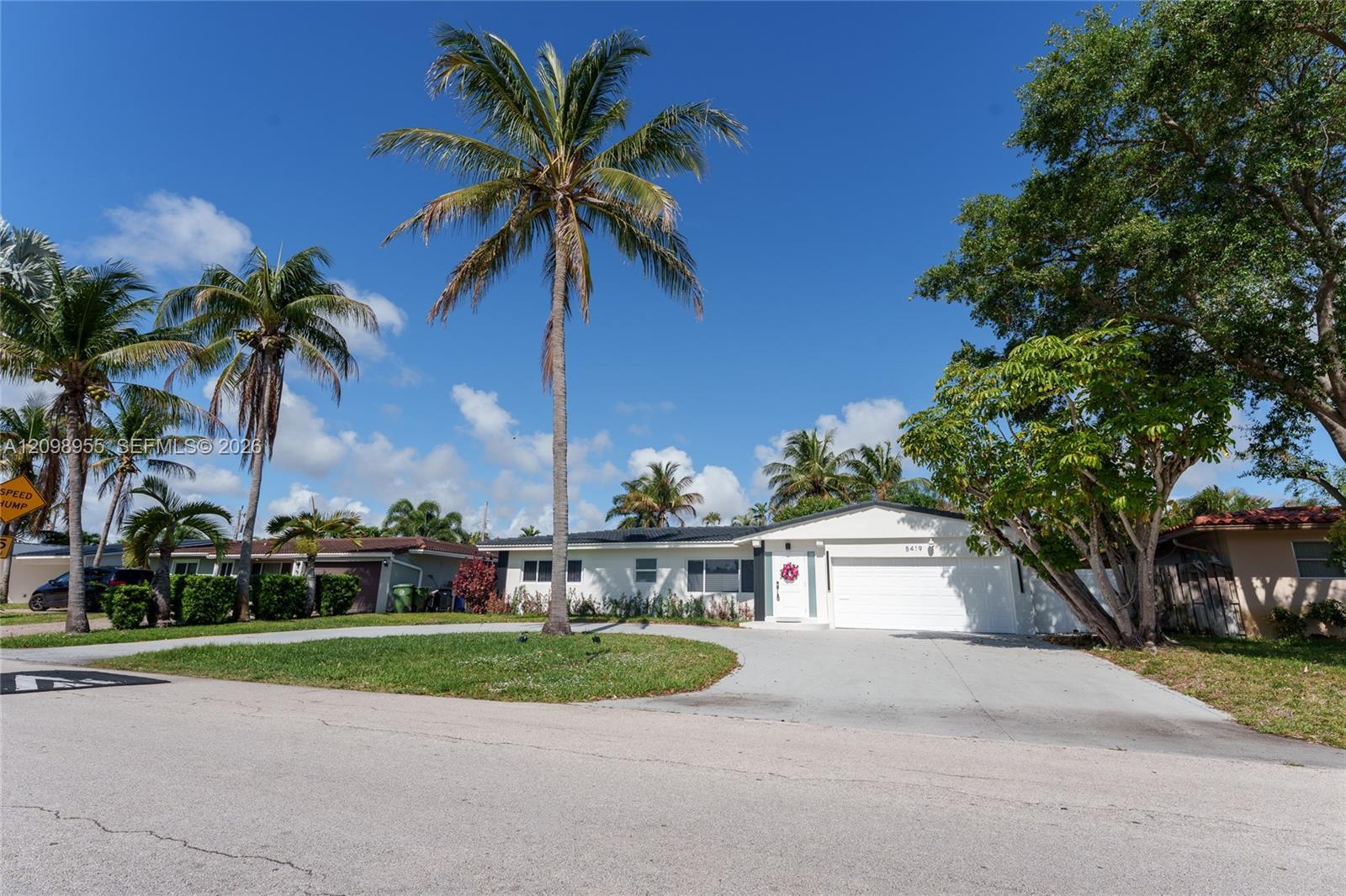 5419 NE 22nd Ave, Fort Lauderdale FL 33308 photo 3