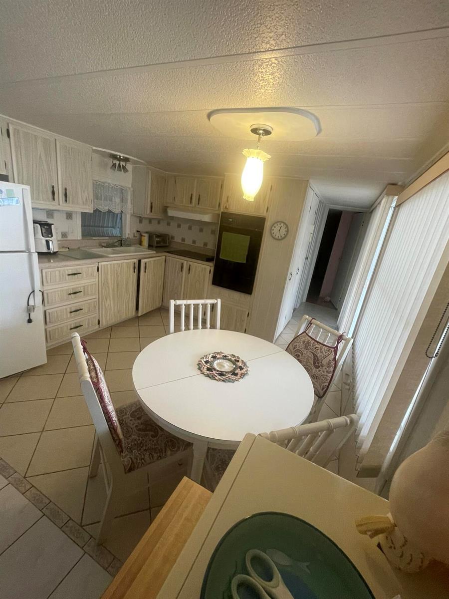 452 NW 51ST Street, Deerfield Beach FL 33064 photo 3