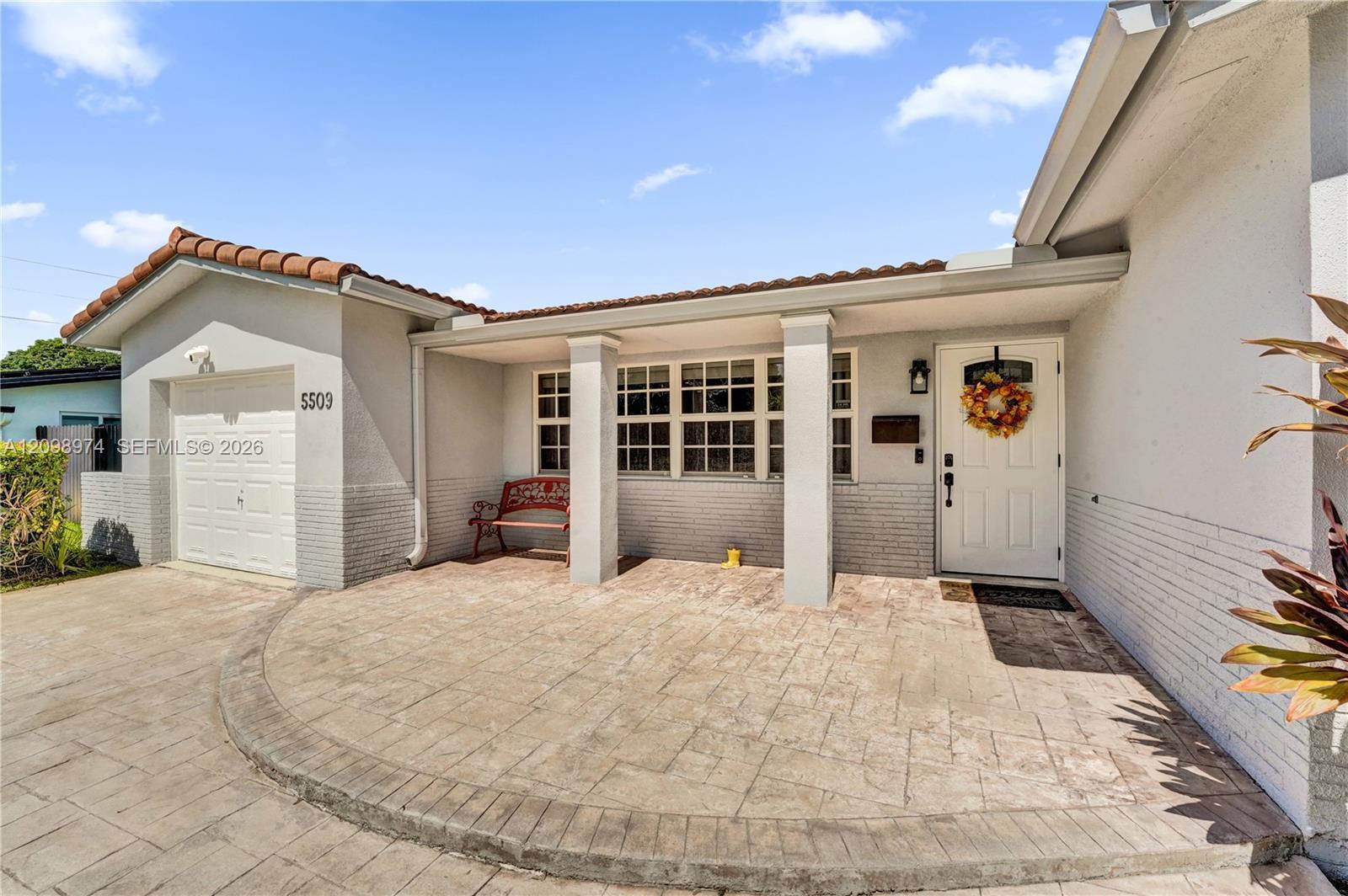 5509 Jefferson St, Hollywood FL 33021 photo 3