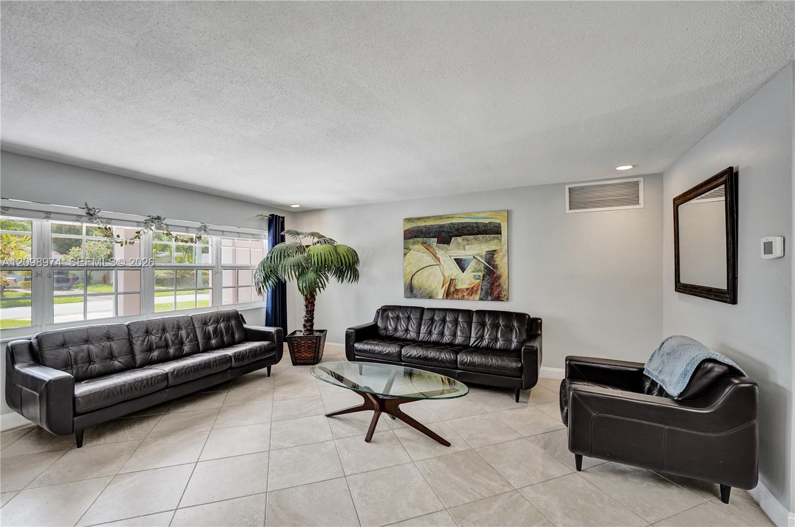 5509 Jefferson St, Hollywood FL 33021 photo 4